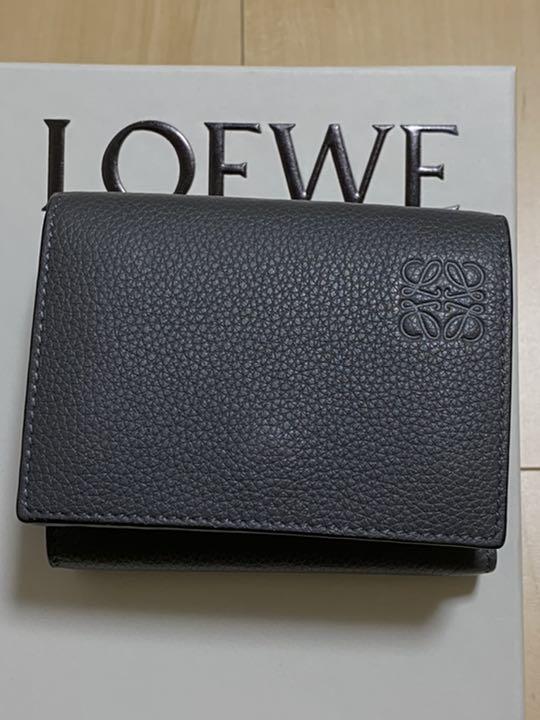 loewe ロエベ 三つ折り グレー セール 国内未入荷 本店激安